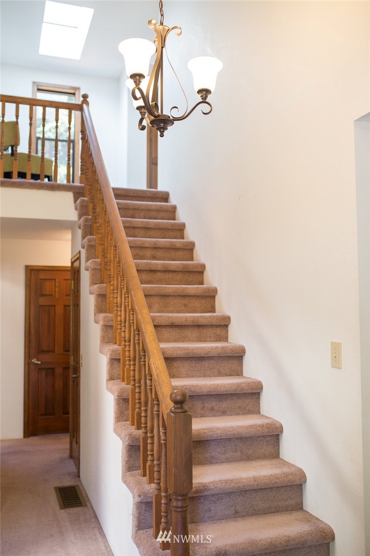 2227 Black Diamond Road Port Angeles, WA 98363 - Photo 4 of 24 Gallery Image 4