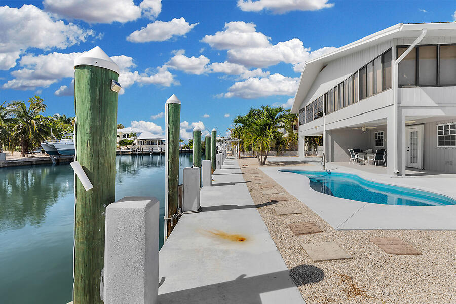 303 Sombrero Beach Road Marathon, FL 33050 - Photo 60 of 84 Side B-Waterfront patio w/pool