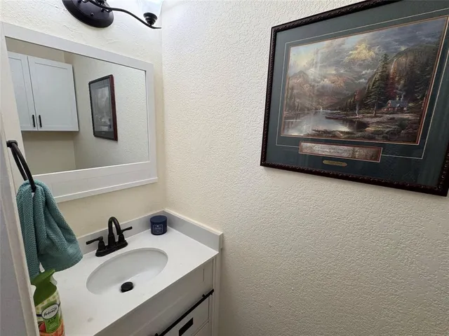 $1,995 | 2506 Wedglea Drive, Unit 105, Dallas, TX 75211