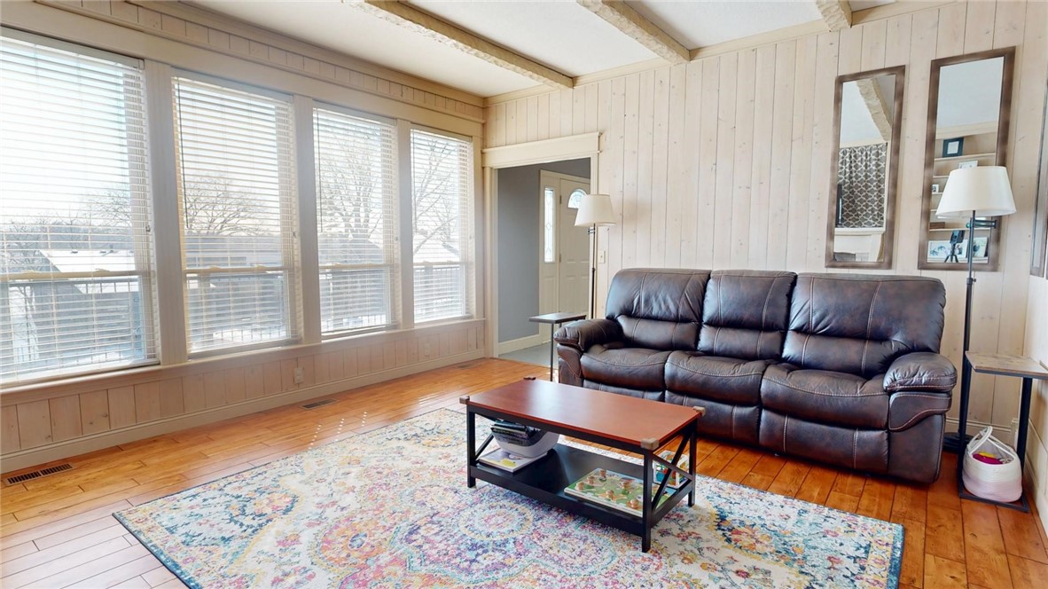 455 Shoreline Drive Decatur, IL 62521 - Photo 12 of 38