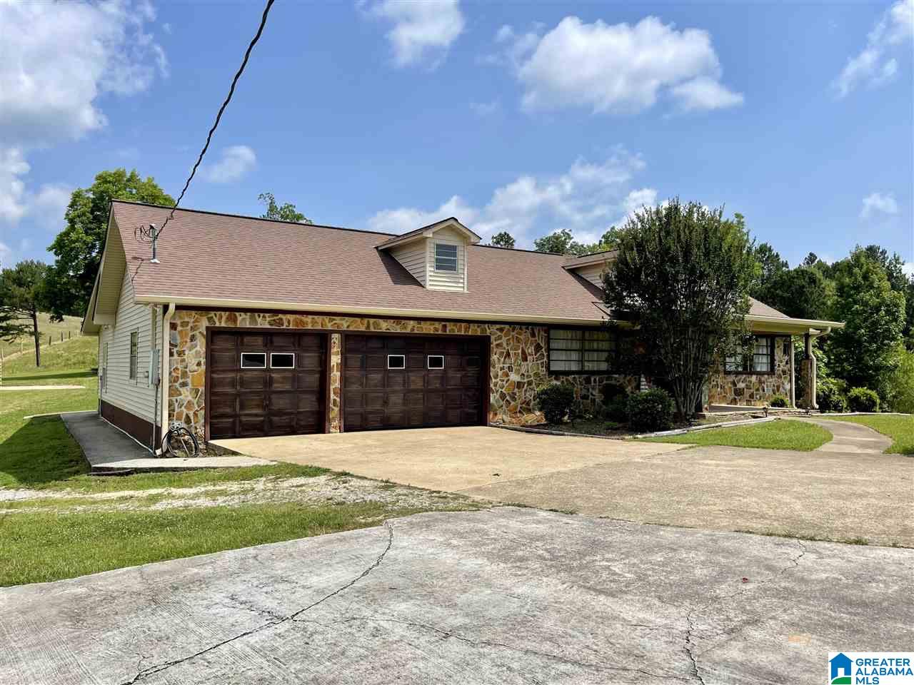 11927 Shoal Creek Road Ashville, AL 35953 - Photo 2 of 28
