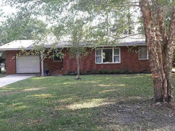 $950 | 415 West Myrtle Avenue, Foley, AL 36535