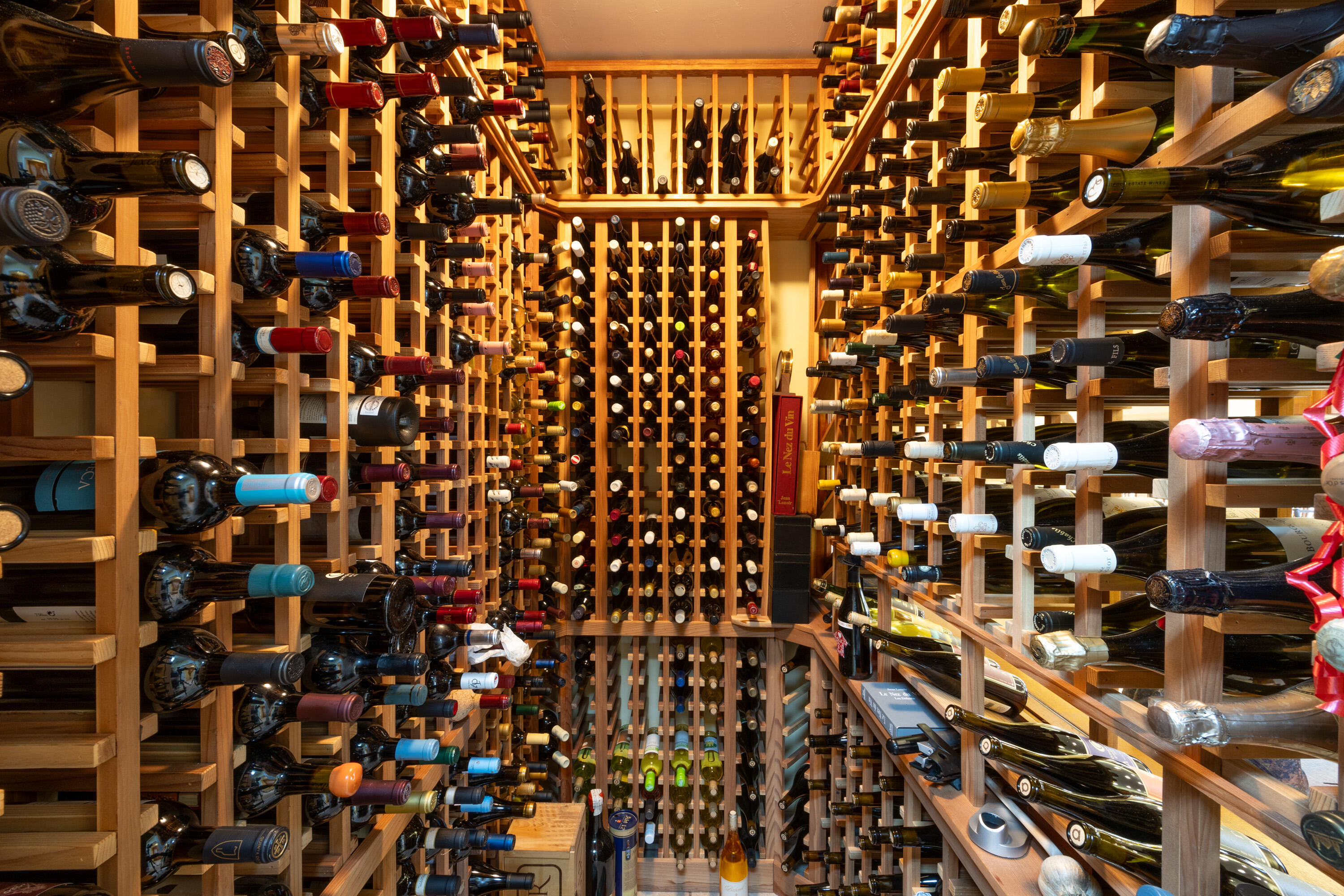 7253 Santos Road Lompoc, CA 93436 - Photo 12 of 28 a view of a black and white wall