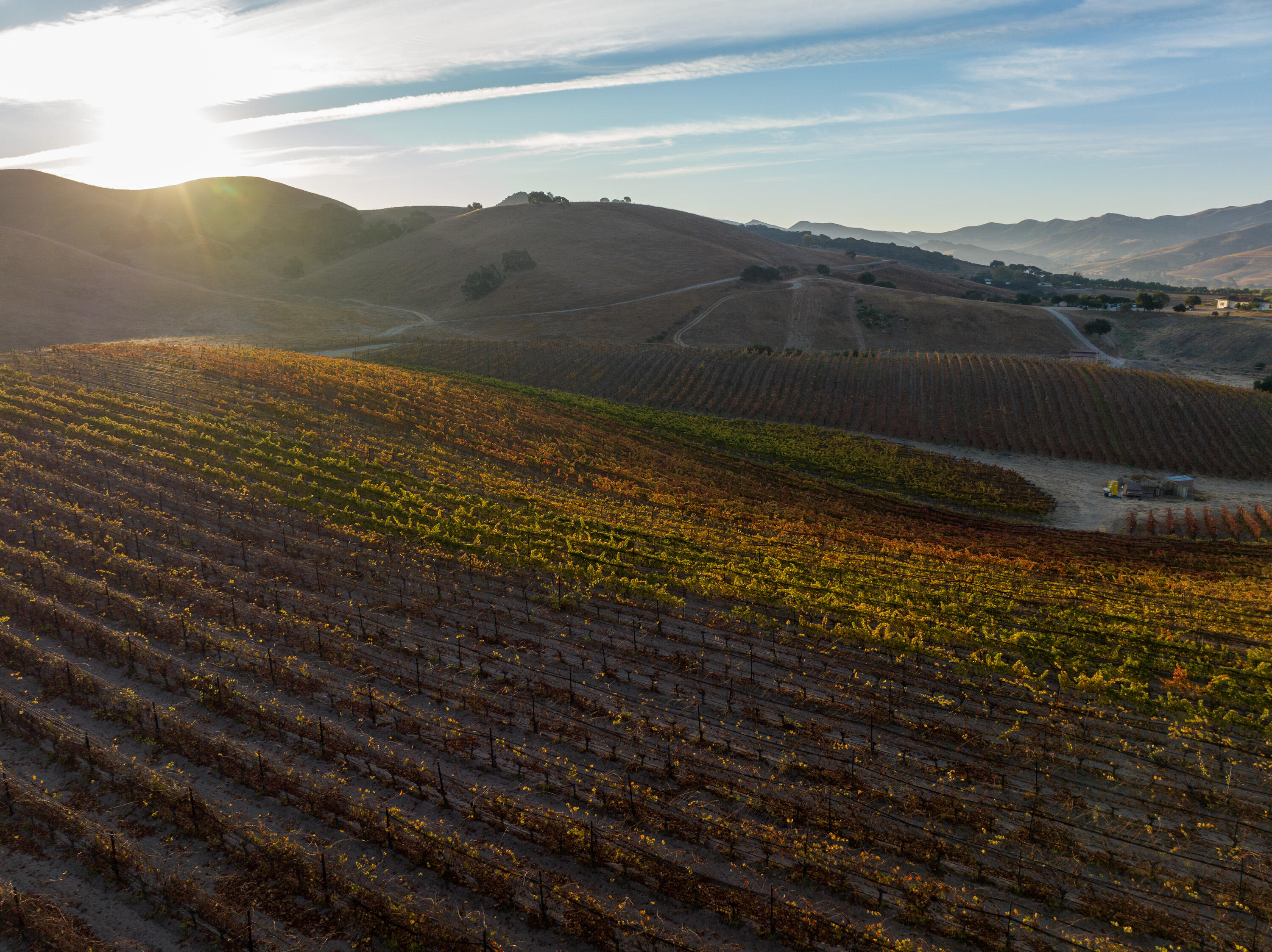 7253 Santos Road Lompoc, CA 93436 - Photo 23 of 28 a view of ocean with a mountain