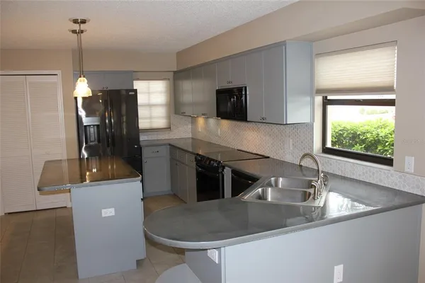 $2,700 | Undisclosed Address, New Port Richey, FL 34655