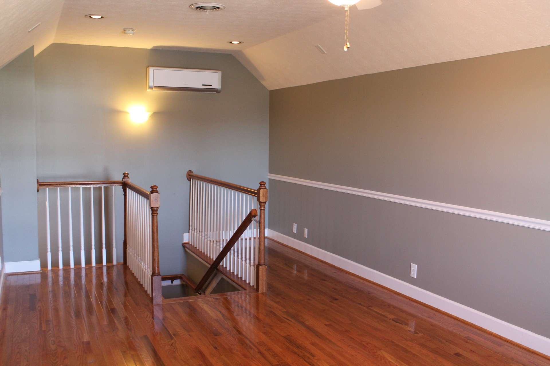 608 Fowler Ford Road Portland, TN 37148 - Photo 20 of 50 a view of entryway with wooden floor