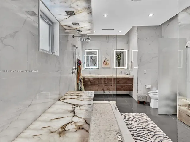 $27,000 | 307 Holiday Drive, Hallandale Beach, FL 33009