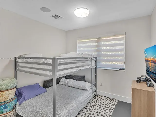 $27,000 | 307 Holiday Drive, Hallandale Beach, FL 33009