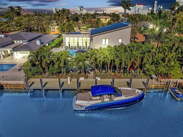 $27,000 | 307 Holiday Drive, Hallandale Beach, FL 33009