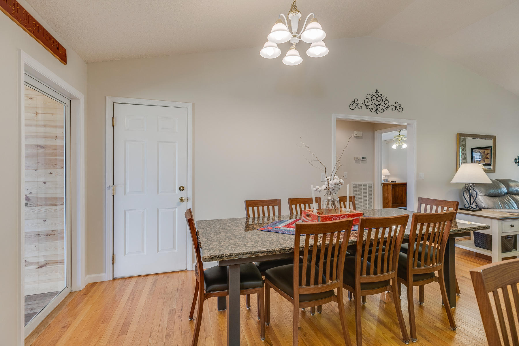 137 Laurel View Road Jonesborough, TN 37659 - Photo 12 of 59 012