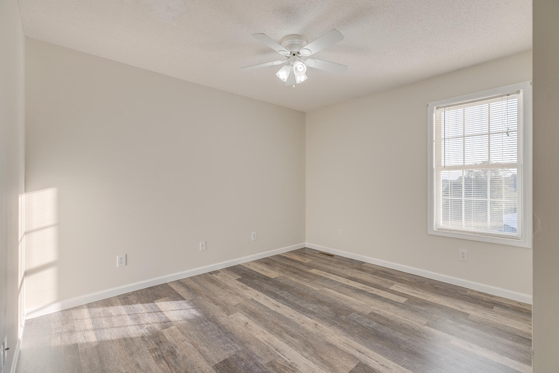 137 Laurel View Road Jonesborough, TN 37659 - Photo 25 of 59 025