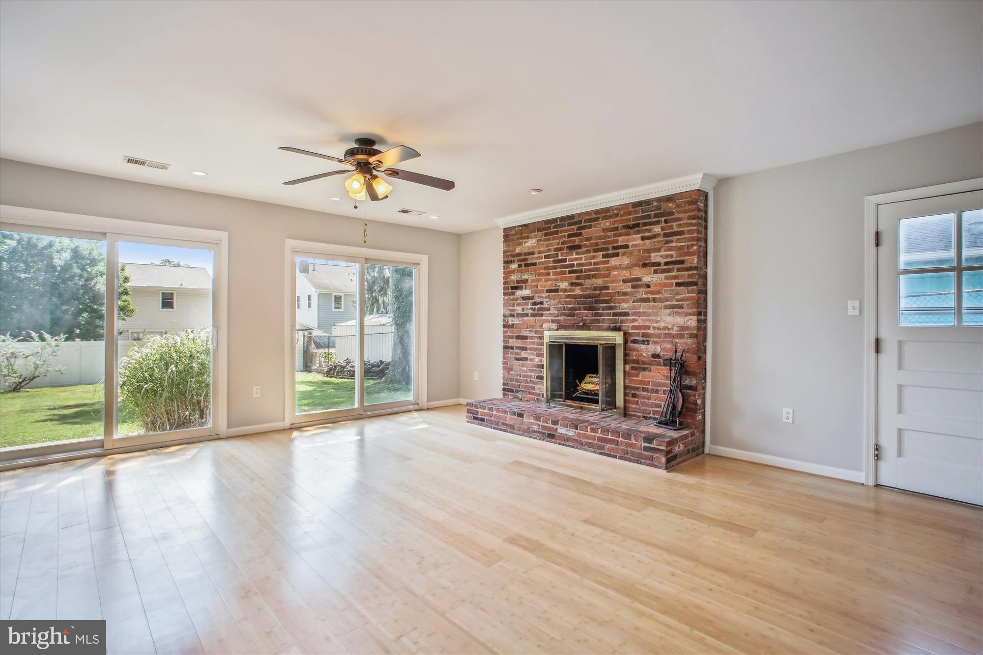 3135 Manor Road Falls Church, VA 22042 - Photo 18 of 42 Family Room