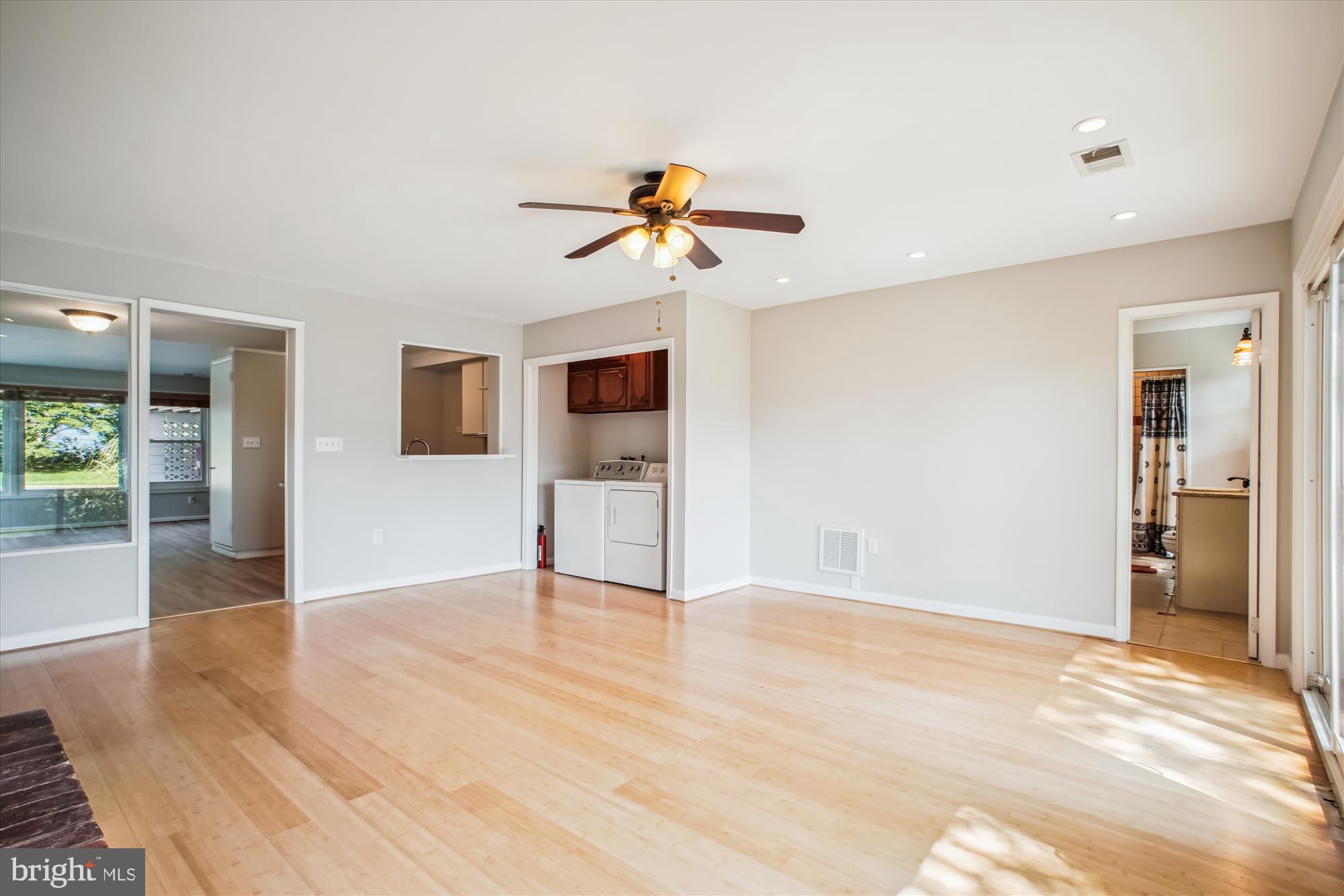 3135 Manor Road Falls Church, VA 22042 - Photo 22 of 42 Family Room