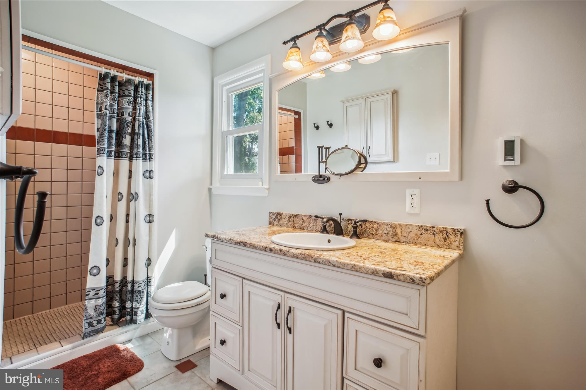 3135 Manor Road Falls Church, VA 22042 - Photo 27 of 42 Pri Bath