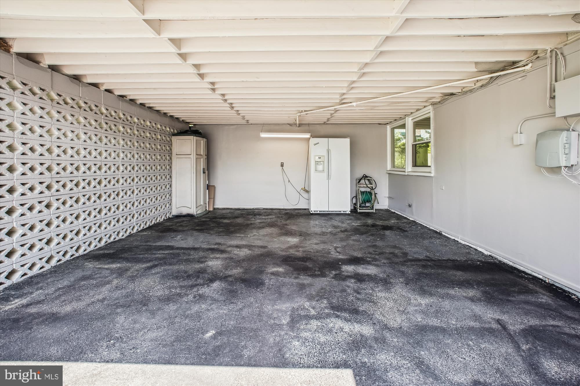 3135 Manor Road Falls Church, VA 22042 - Photo 31 of 42 Carport