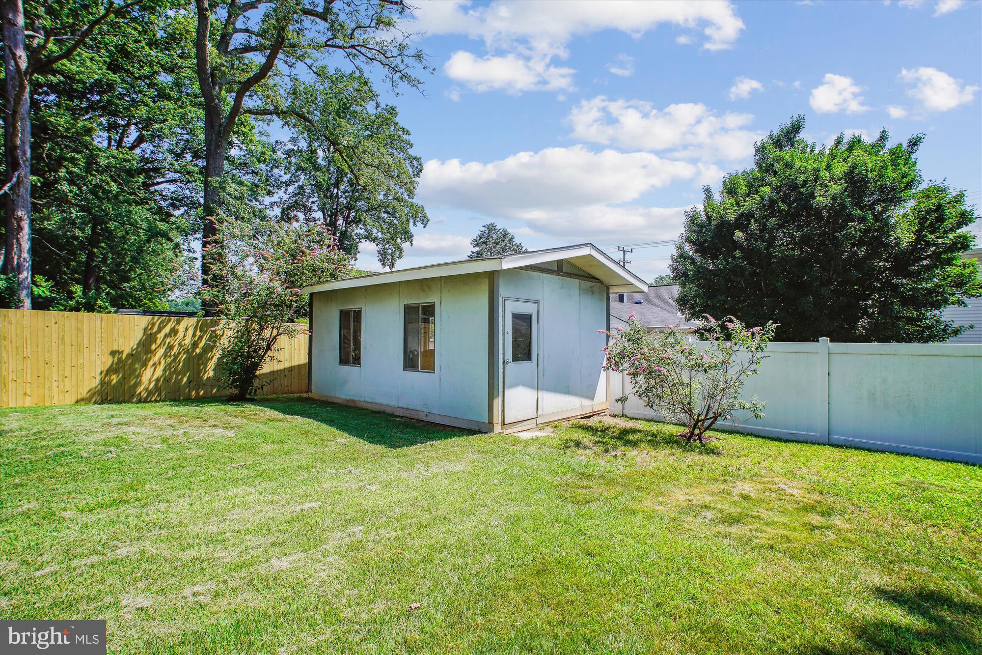 3135 Manor Road Falls Church, VA 22042 - Photo 8 of 42 Shed