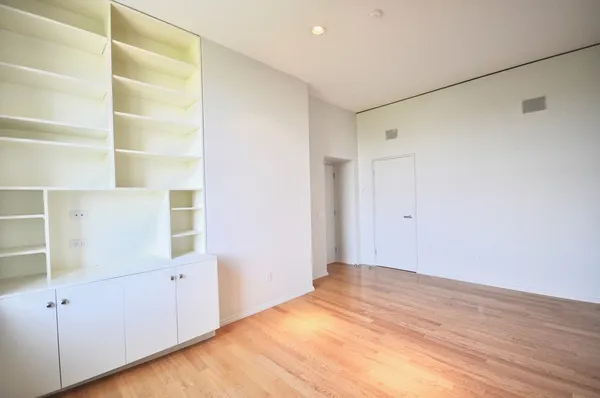 $4,500 | 160 Commonwealth Avenue, Unit 513, Boston, MA 02116