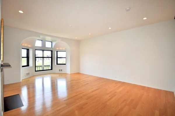 $4,500 | 160 Commonwealth Avenue, Unit 513, Boston, MA 02116