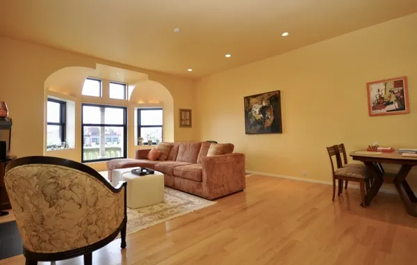 $4,500 | 160 Commonwealth Avenue, Unit 513, Boston, MA 02116