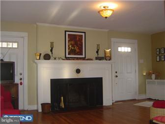 309 Powell Road Springfield, PA 19064 - Photo 5 of 12 Living Room