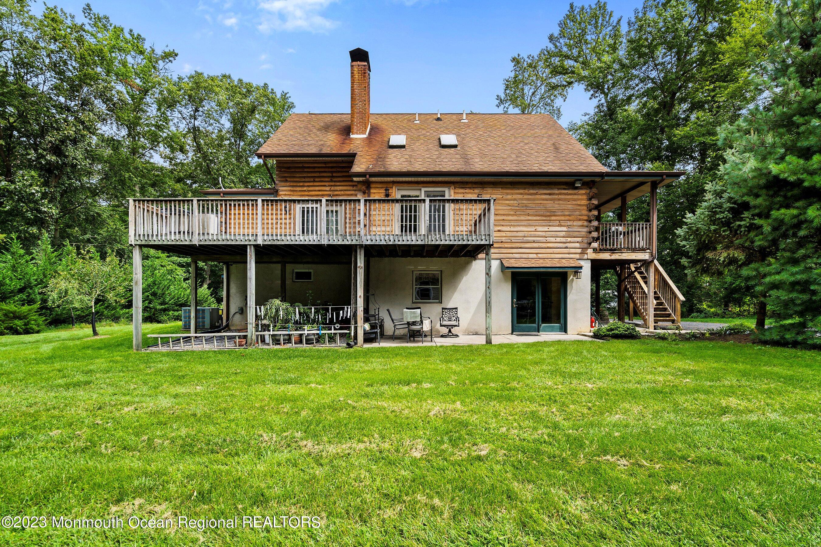 172 Jackson Mills Road Freehold, NJ 07728 - Photo 19 of 20 30-Rear