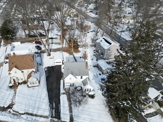 $249,900 | 115 Tiffany Street, Springfield, MA 01108