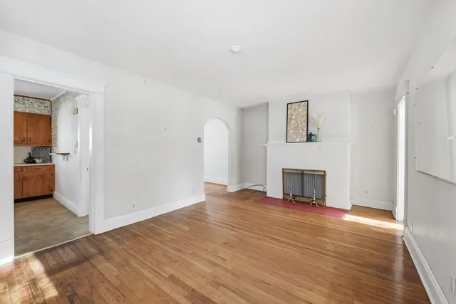 $249,900 | 115 Tiffany Street, Springfield, MA 01108