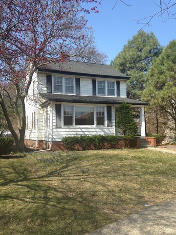 70 Woodside Road Riverside, IL 60546 - Photo 1 of 23