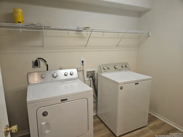 $1,900 | 10602 Fairlong Trail, San Antonio, TX 78254