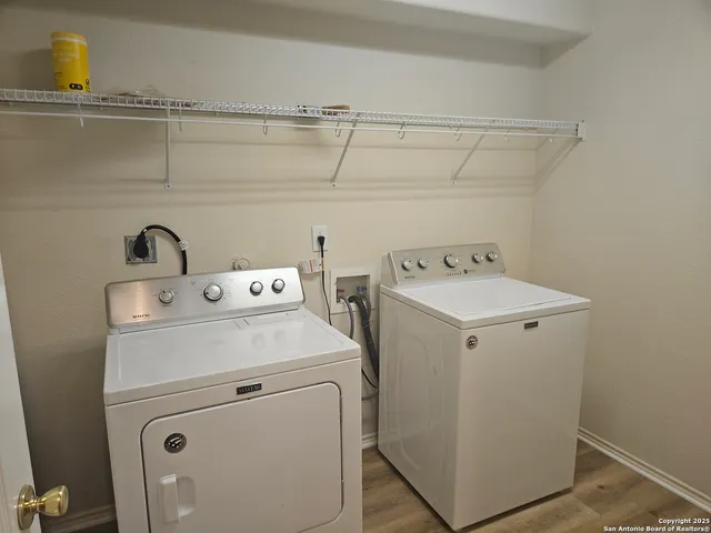 $2,000 | 10602 Fairlong Trail, San Antonio, TX 78254