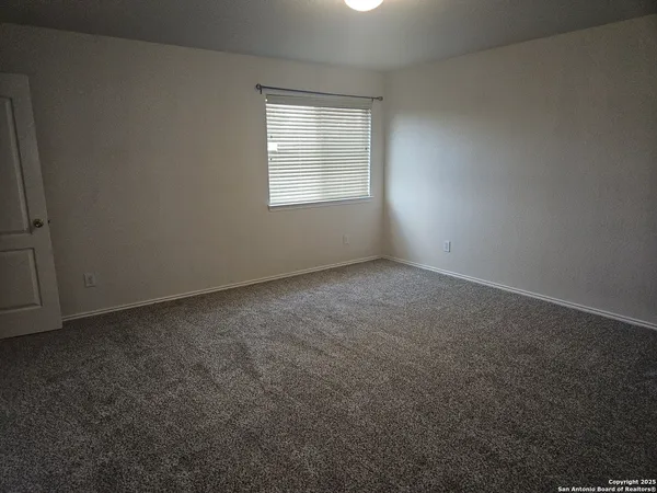 $1,900 | 10602 Fairlong Trail, San Antonio, TX 78254