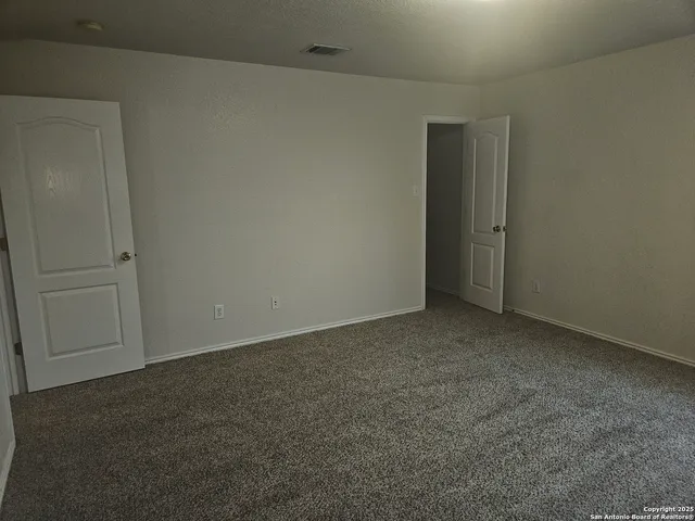 $2,000 | 10602 Fairlong Trail, San Antonio, TX 78254