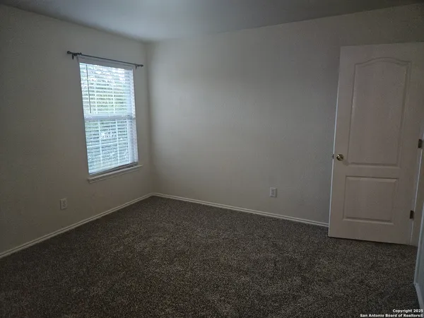 $1,900 | 10602 Fairlong Trail, San Antonio, TX 78254