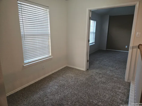 $1,900 | 10602 Fairlong Trail, San Antonio, TX 78254