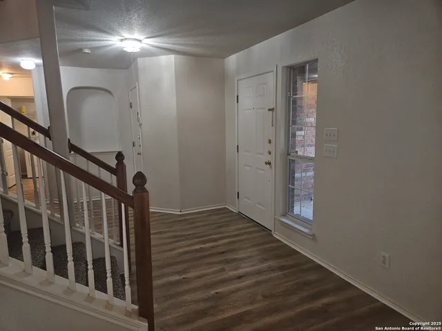 $2,000 | 10602 Fairlong Trail, San Antonio, TX 78254