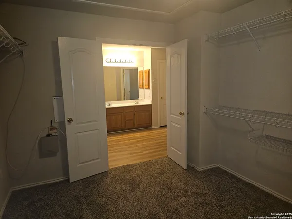$1,900 | 10602 Fairlong Trail, San Antonio, TX 78254