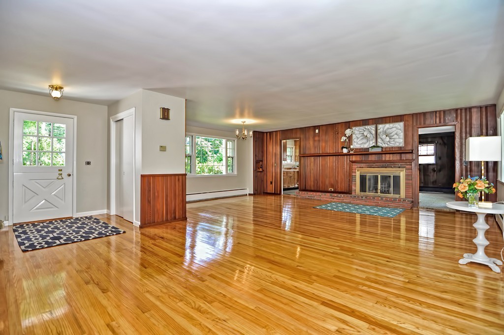 22 Burlington Road Bedford, MA 01730 - Photo 4 of 30 Gallery Image 4