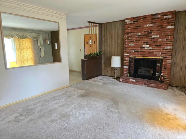 $125,000 | 10 Park Lane, Centralia, IL 62801