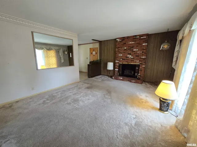 $125,000 | 10 Park Lane, Centralia, IL 62801