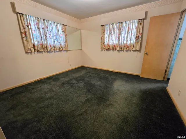 $125,000 | 10 Park Lane, Centralia, IL 62801