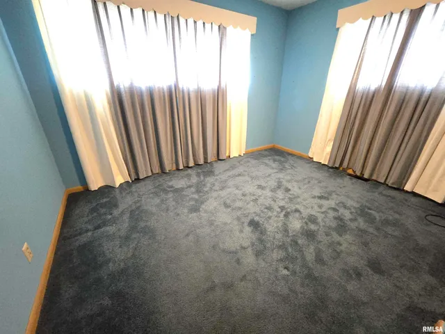 $125,000 | 10 Park Lane, Centralia, IL 62801