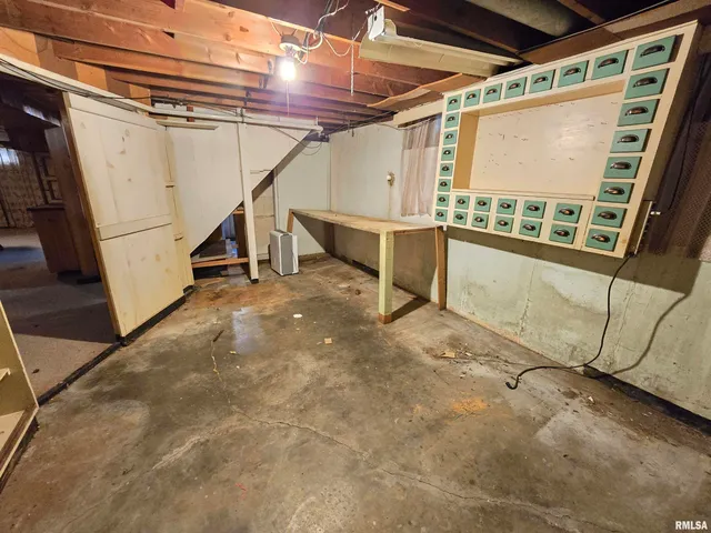 $125,000 | 10 Park Lane, Centralia, IL 62801