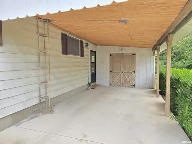 $125,000 | 10 Park Lane, Centralia, IL 62801