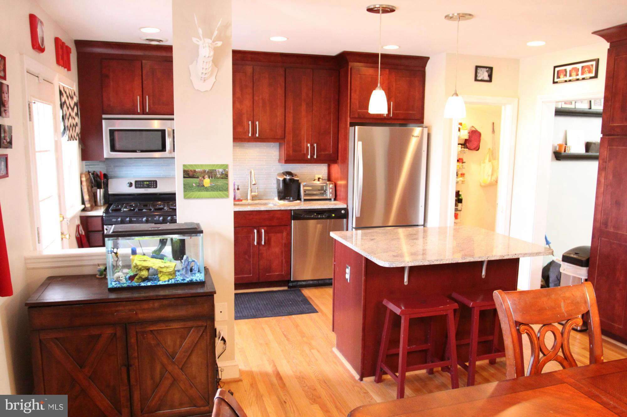 98 Murdock Road Baltimore, MD 21212 - Photo 6 of 19 Kitchen