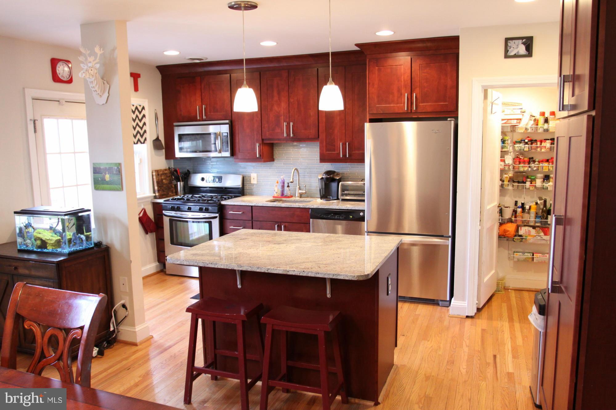 98 Murdock Road Baltimore, MD 21212 - Photo 9 of 19 Kitchen