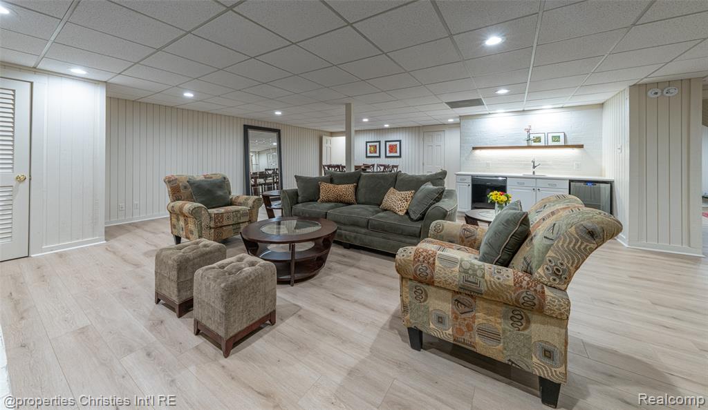 1333 North Adams Road Birmingham, MI 48009 - Photo 57 of 99