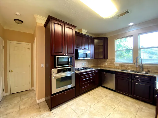 $654,995 | 12122 Ross Road, Houston, TX 77034