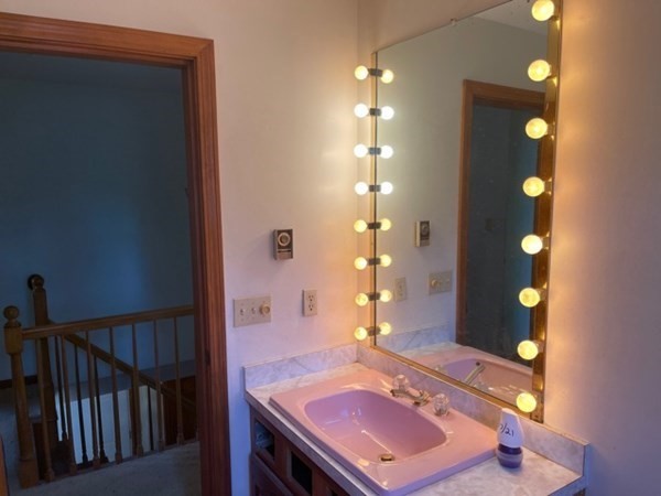 287 Central Turnpike Sutton, MA 01590 - Photo 11 of 19