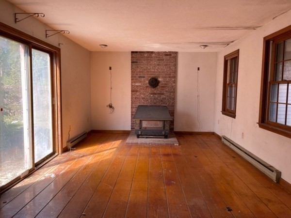 287 Central Turnpike Sutton, MA 01590 - Photo 6 of 19