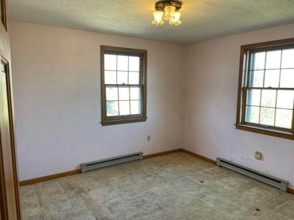 287 Central Turnpike Sutton, MA 01590 - Photo 9 of 19